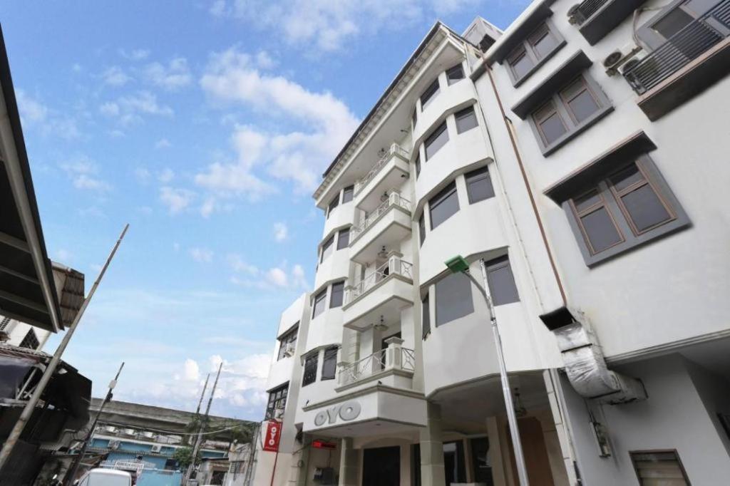 ג'קרטה Capital O 297 45 Residence מראה חיצוני תמונה