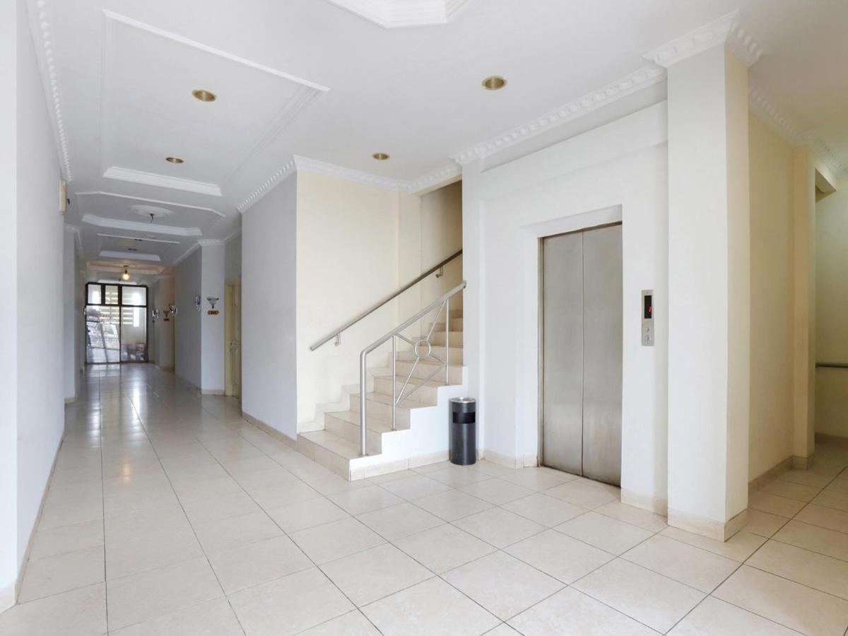 ג'קרטה Capital O 297 45 Residence מראה חיצוני תמונה
