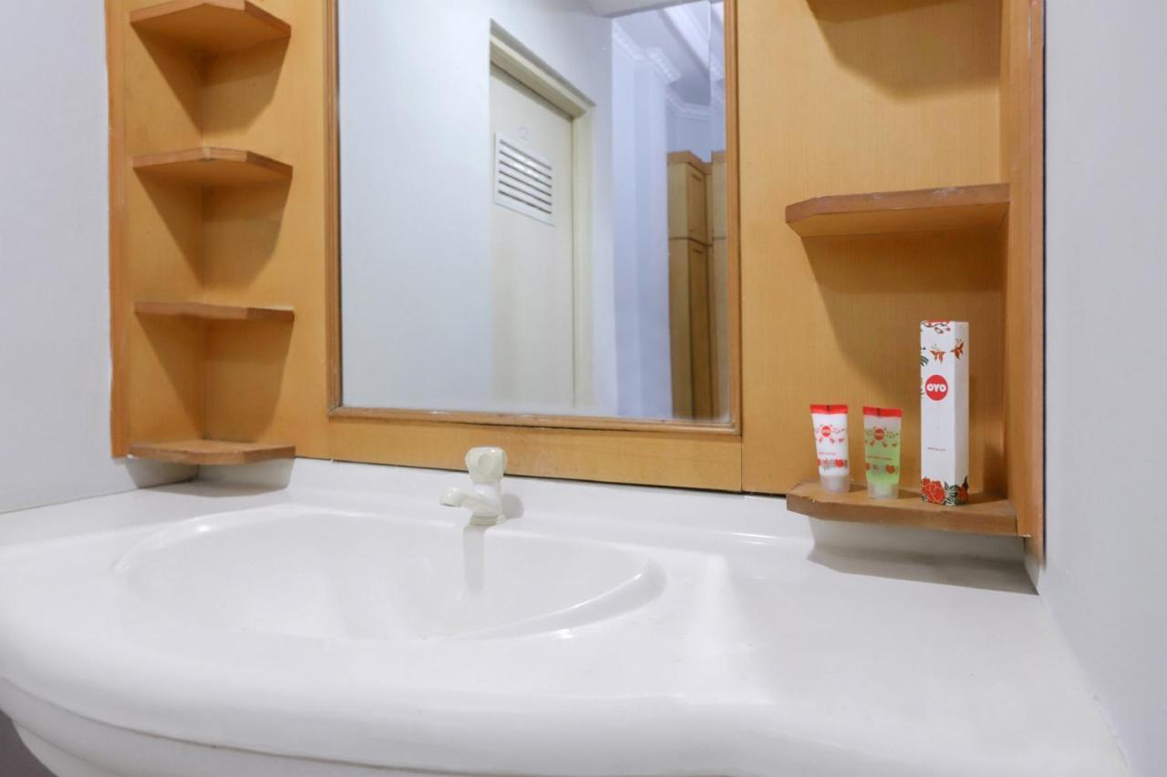 ג'קרטה Capital O 297 45 Residence מראה חיצוני תמונה